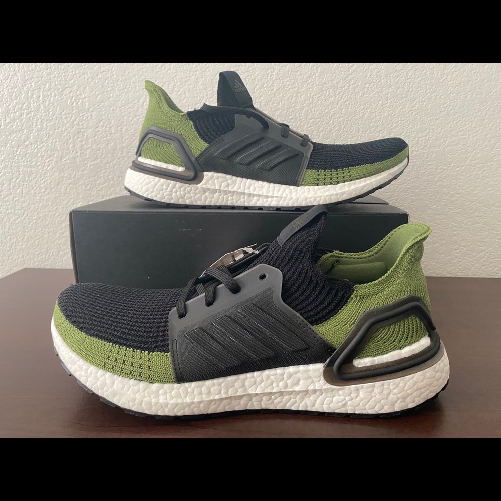 ADIDAS UltraBOOST 19 Tech Olive Green/Black